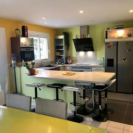 Zen, Piscine, Jardin Balinais, 6 Personnes Villa