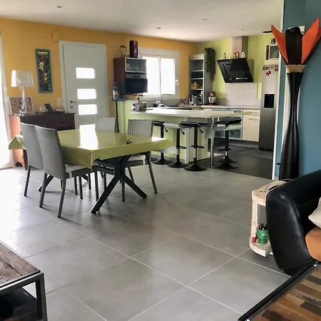 Zen, Piscine, Jardin Balinais, 6 Personnes Villa Colombiers (Herault)